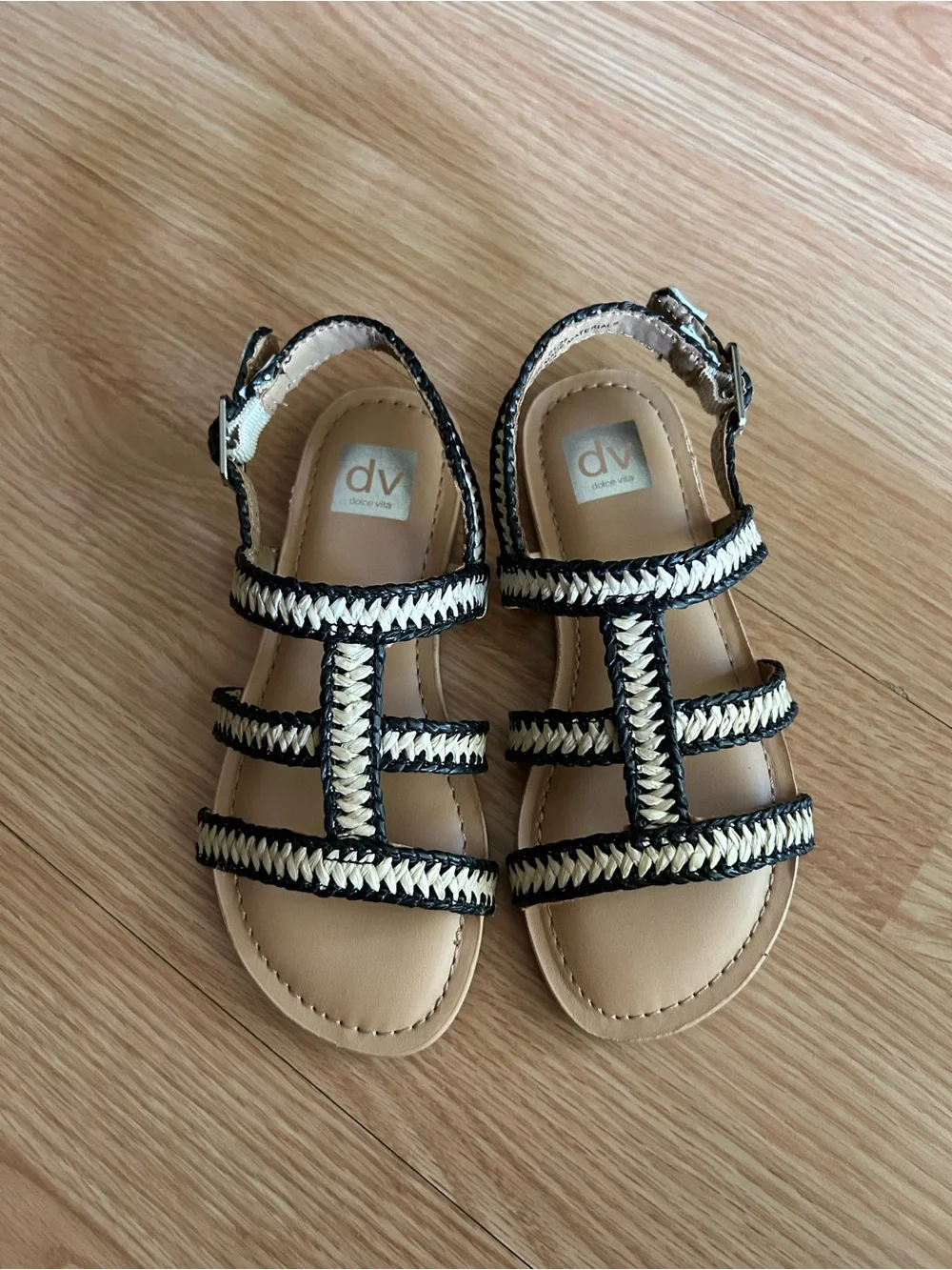 NEW DV by Dolce Vita Chika Black Sandals Youth 13